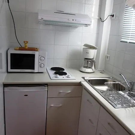 Pour 4 Personnes Face A La De La Graviere- San Michele